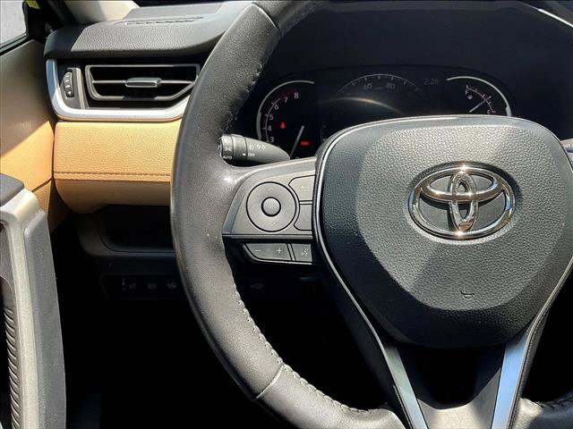 Used 2025 Toyota RAV4 XLE Premium w/ Weather Package AWD/4WD image 19