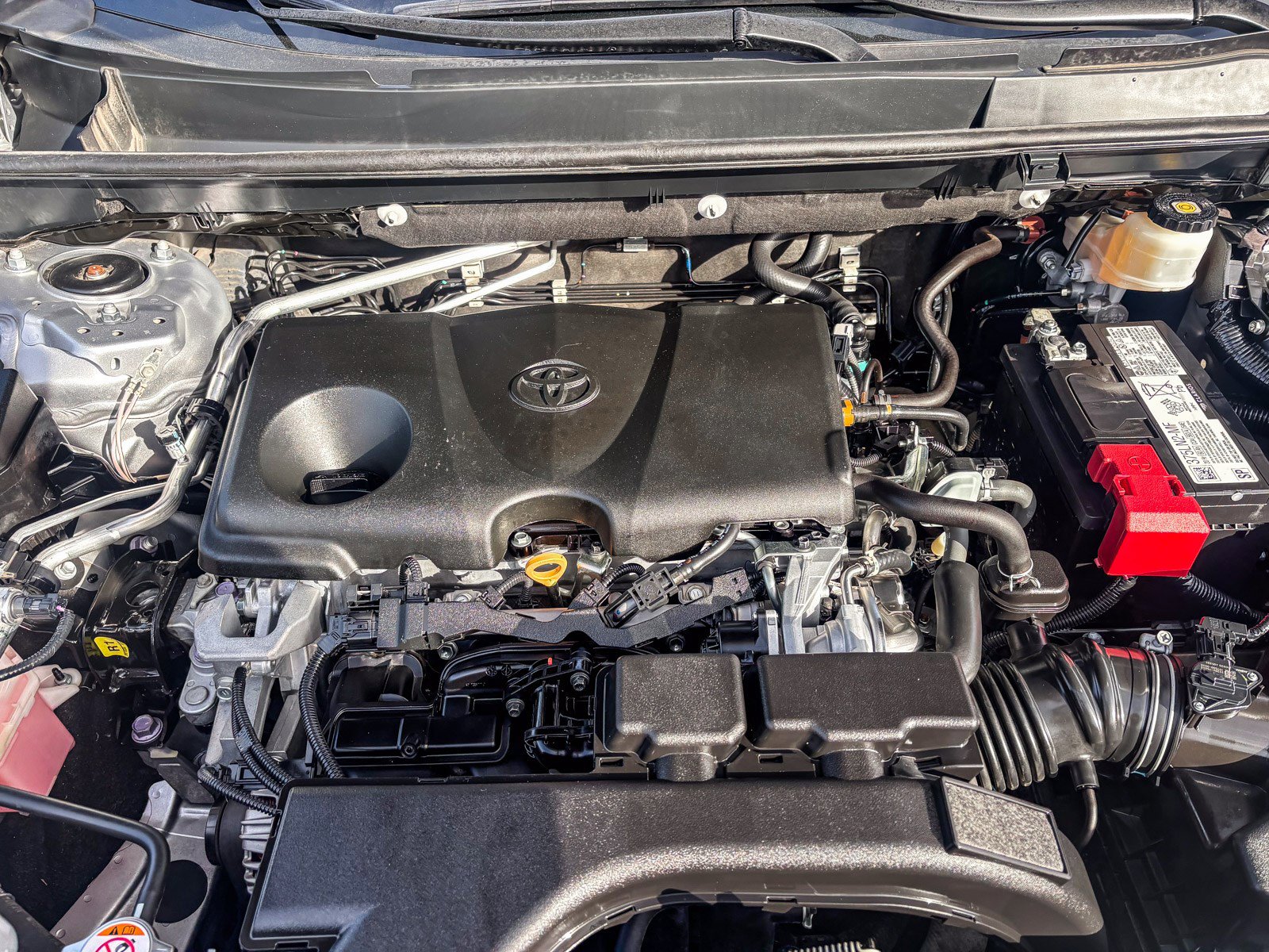 Certified 2021 Toyota RAV4 LE image 14