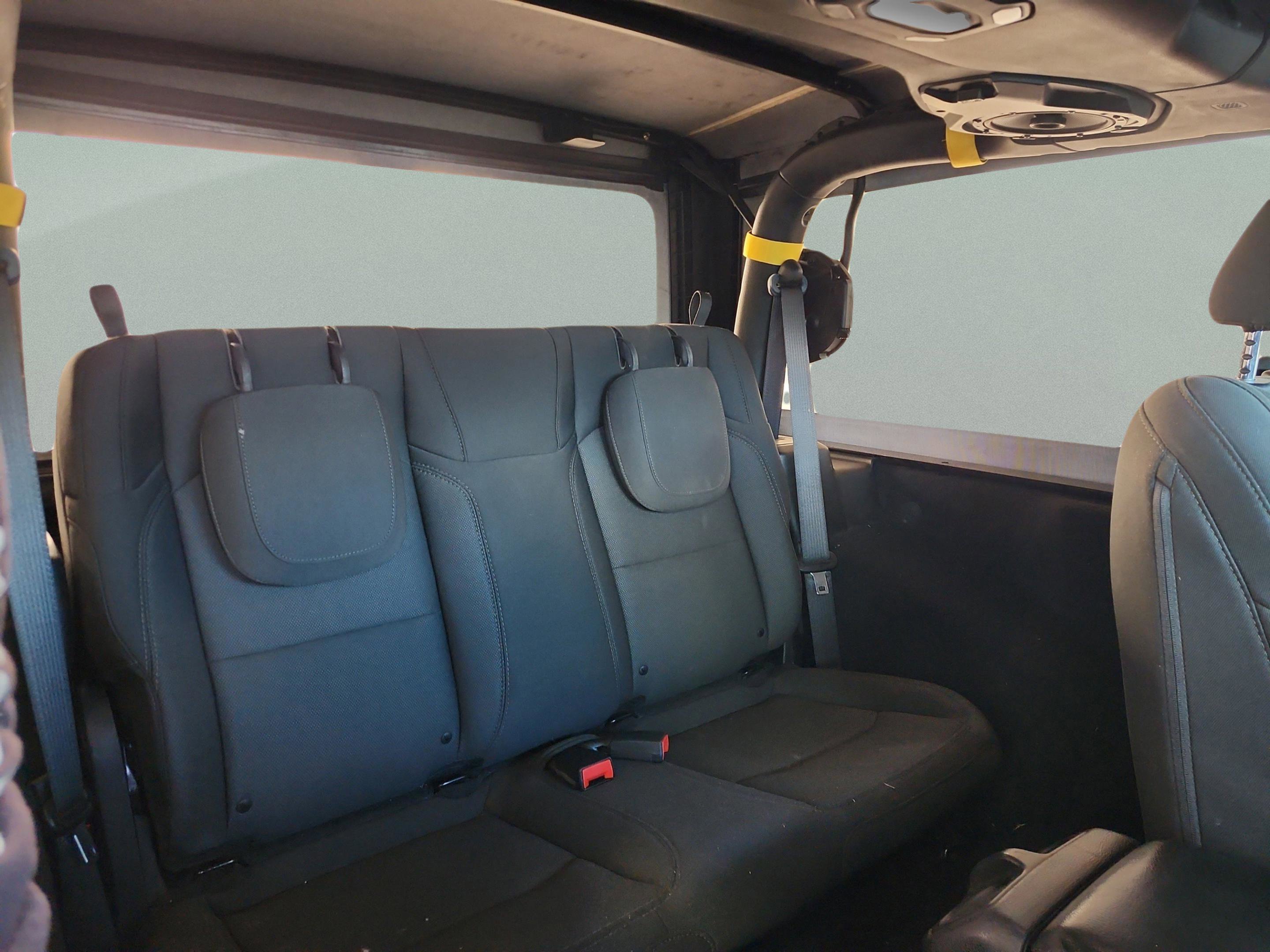 Used 2018 Jeep Wrangler Sport AWD/4WD image 18