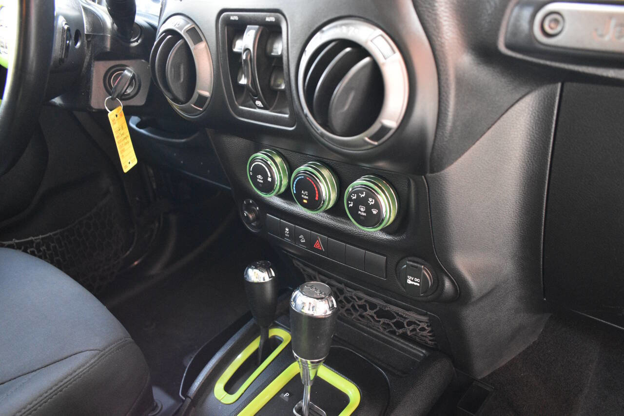 Used 2018 Jeep Wrangler Unlimited Sport S image 21