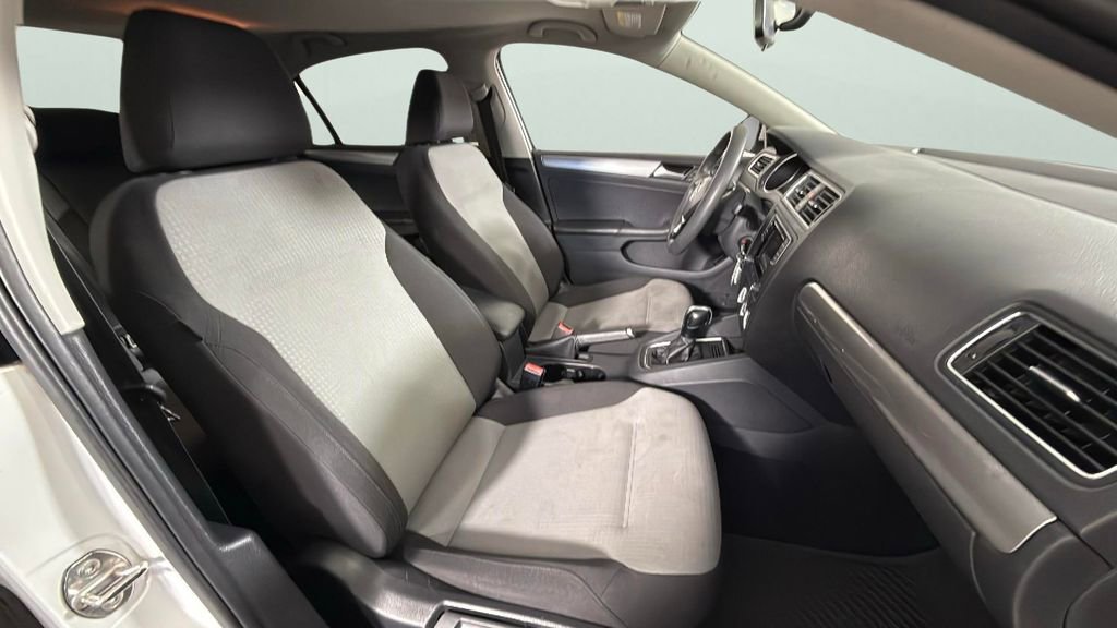 Used 2017 Volkswagen Jetta S FWD image 27