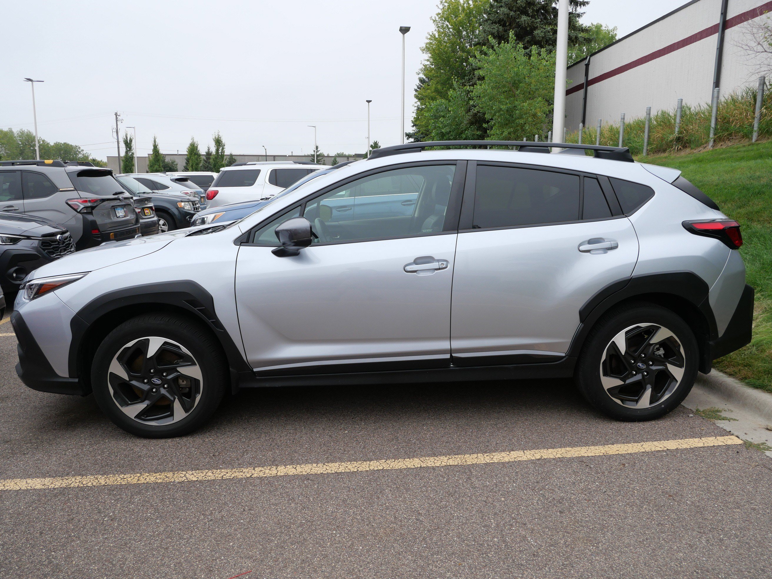Used 2024 Subaru Crosstrek 2.5i Limited w/ Popular Package #3A AWD/4WD image 8