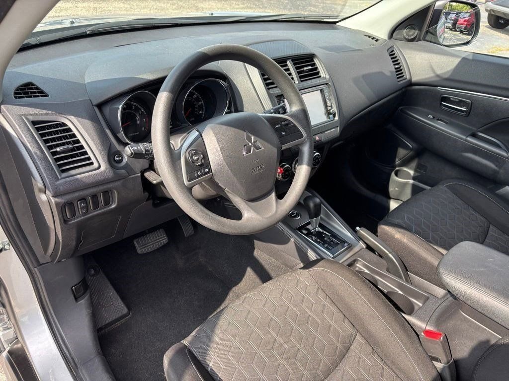 Used 2024 Mitsubishi Outlander Sport ES image 11