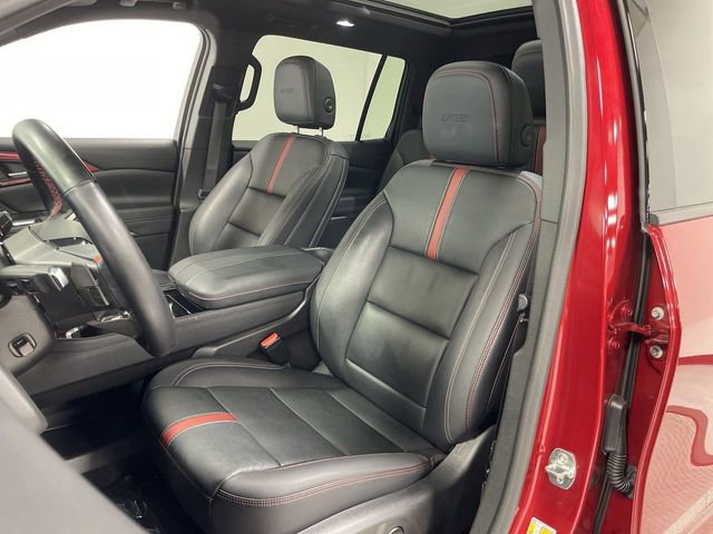 Used 2024 Chevrolet Traverse RS w/ LPO, Floor Liner Package AWD/4WD image 11