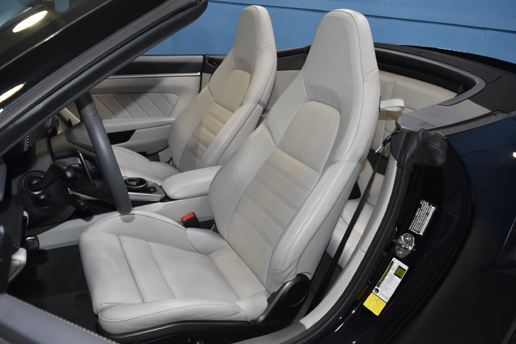 Certified 2021 Porsche 911 Turbo AWD/4WD image 5
