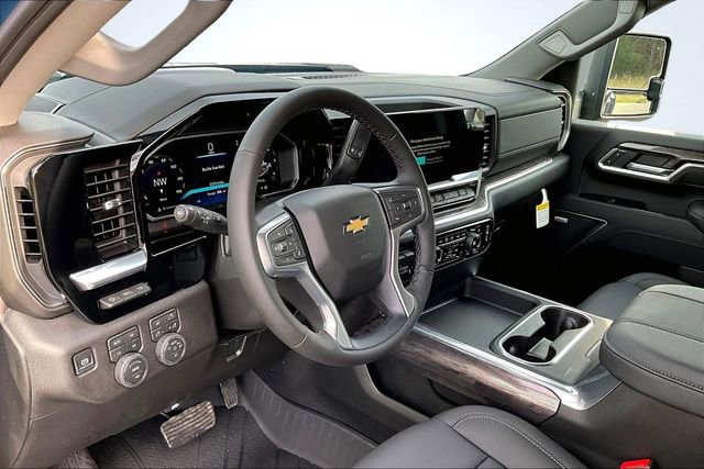 New 2026 Chevrolet Silverado 3500 LTZ w/ LTZ Plus Package AWD/4WD image 7