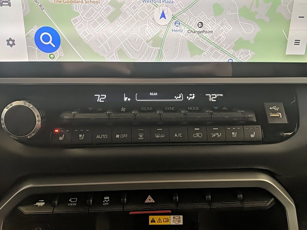 Used 2024 Toyota Sequoia Platinum image 23