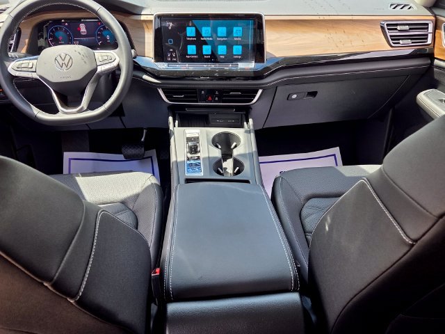 New 2026 Volkswagen Atlas SE FWD image 9