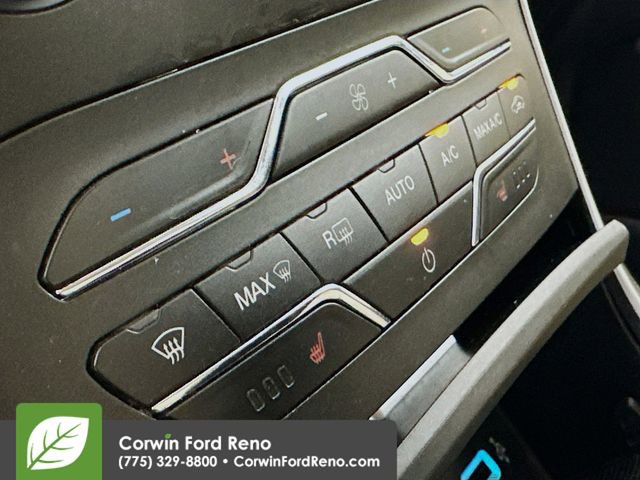 Certified 2018 Ford Edge SEL w/ Equipment Group 201A AWD/4WD image 16