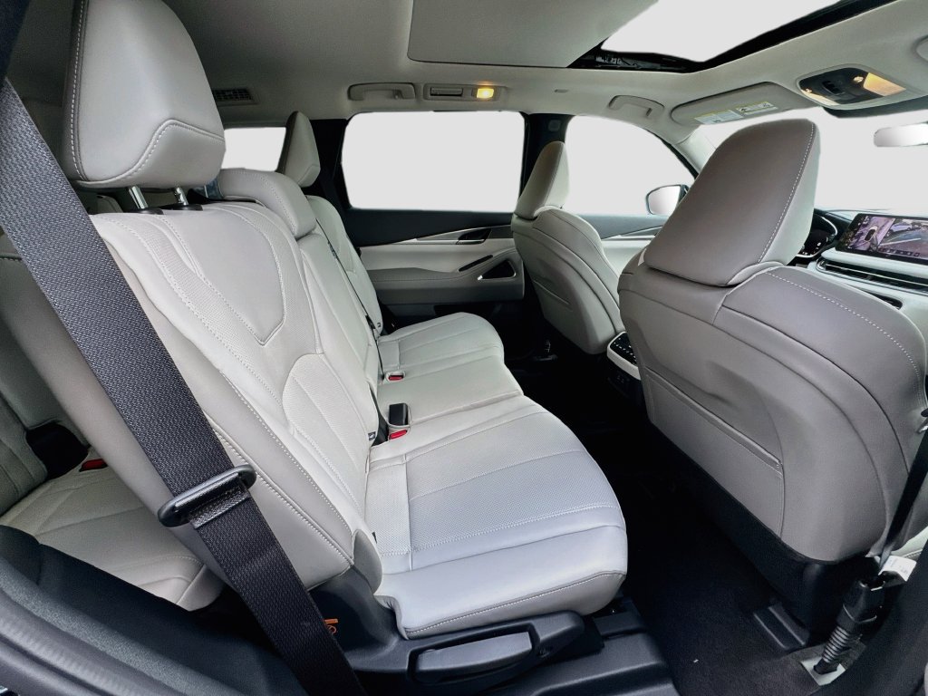 New 2027 INFINITI QX60 Luxe w/ Cargo Package FWD image 30