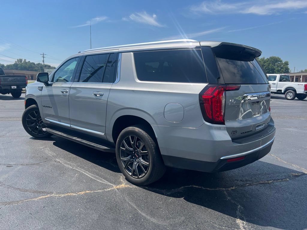 Used 2023 GMC Yukon XL SLT w/ SLT Luxury Package AWD/4WD image 5