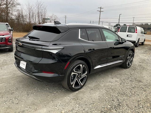 New 2026 Chevrolet Equinox EV LT image 24