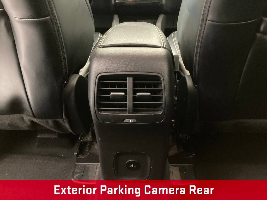 Used 2024 Ford Escape Platinum AWD/4WD image 17