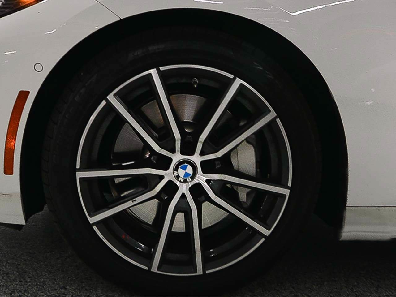 Used 2025 BMW 430i Coupe w/ Convenience Package RWD image 5