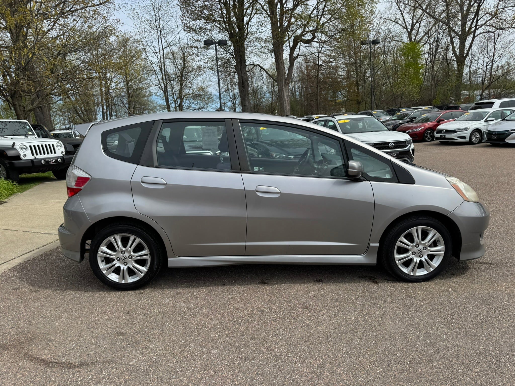 Used 2010 Honda Fit Sport image 8