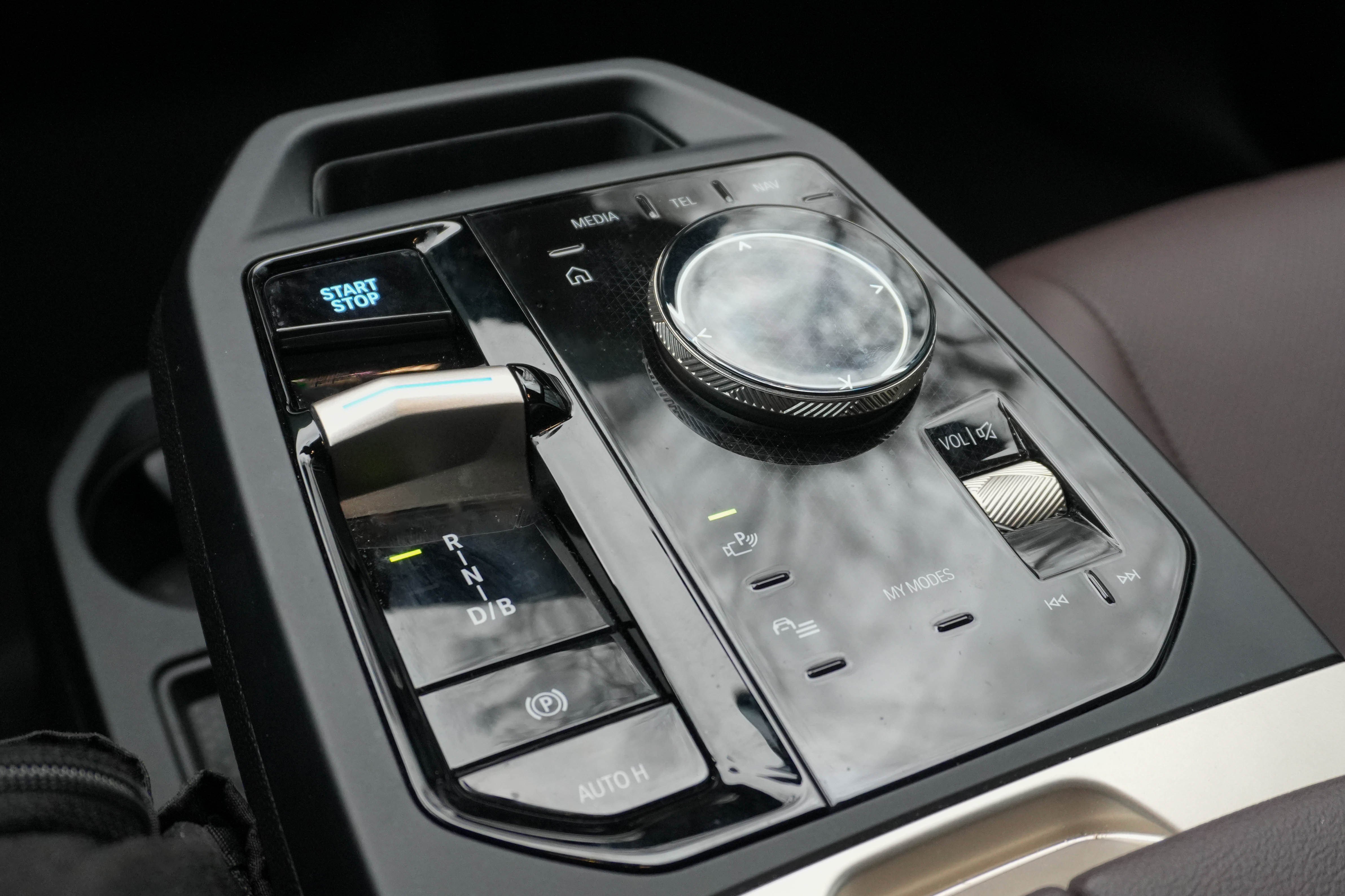 Certified 2023 BMW iX xDrive50 w/ Sport Package image 26