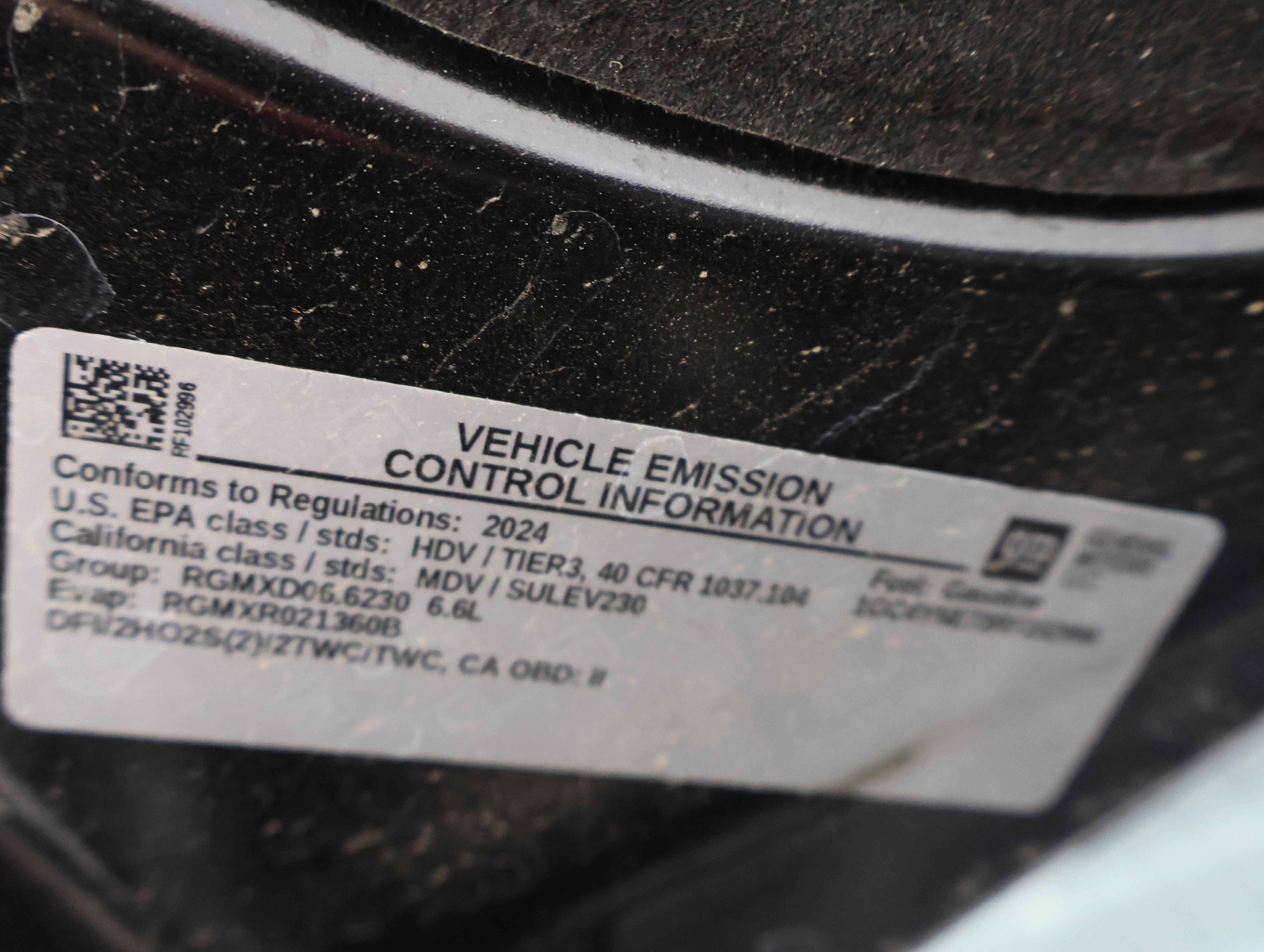 Used 2024 Chevrolet Silverado 2500 LT AWD/4WD image 19