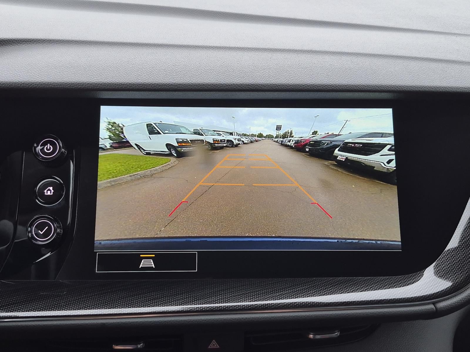 Used 2023 Buick Envision Essence FWD image 24