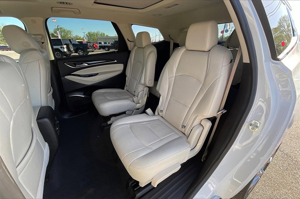Used 2023 Buick Enclave Essence w/ Experience Buick Package image 25