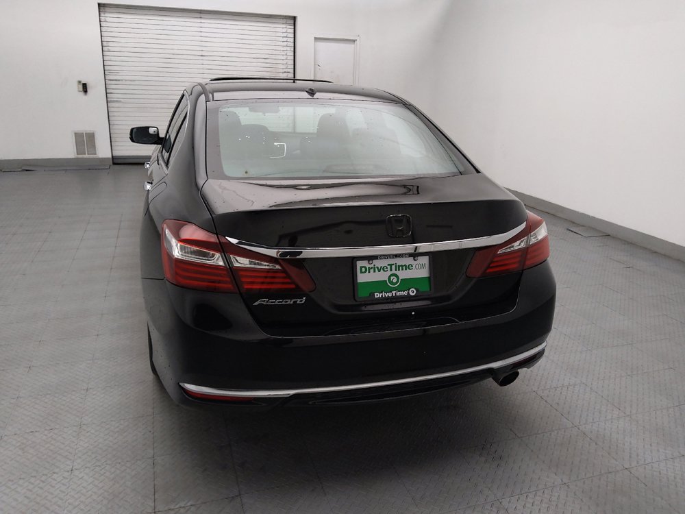 Used 2016 Honda Accord EX image 6