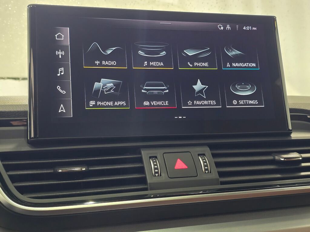 Certified 2025 Audi Q5 2.0T Premium w/ Convenience Plus Package image 15