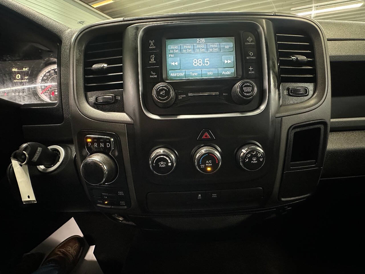 Used 2018 RAM 1500 Express w/ Black Ram 1500 Express Group AWD/4WD image 28