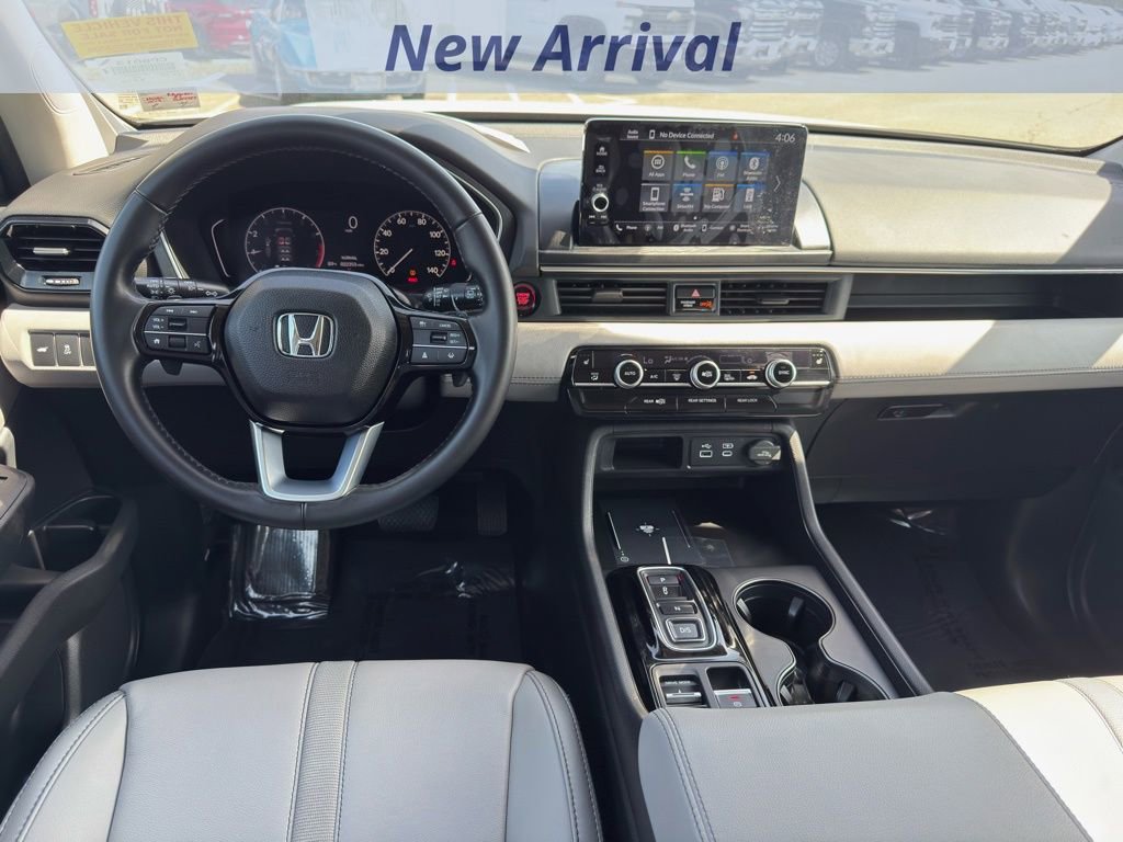 Used 2024 Honda Pilot EX-L image 11