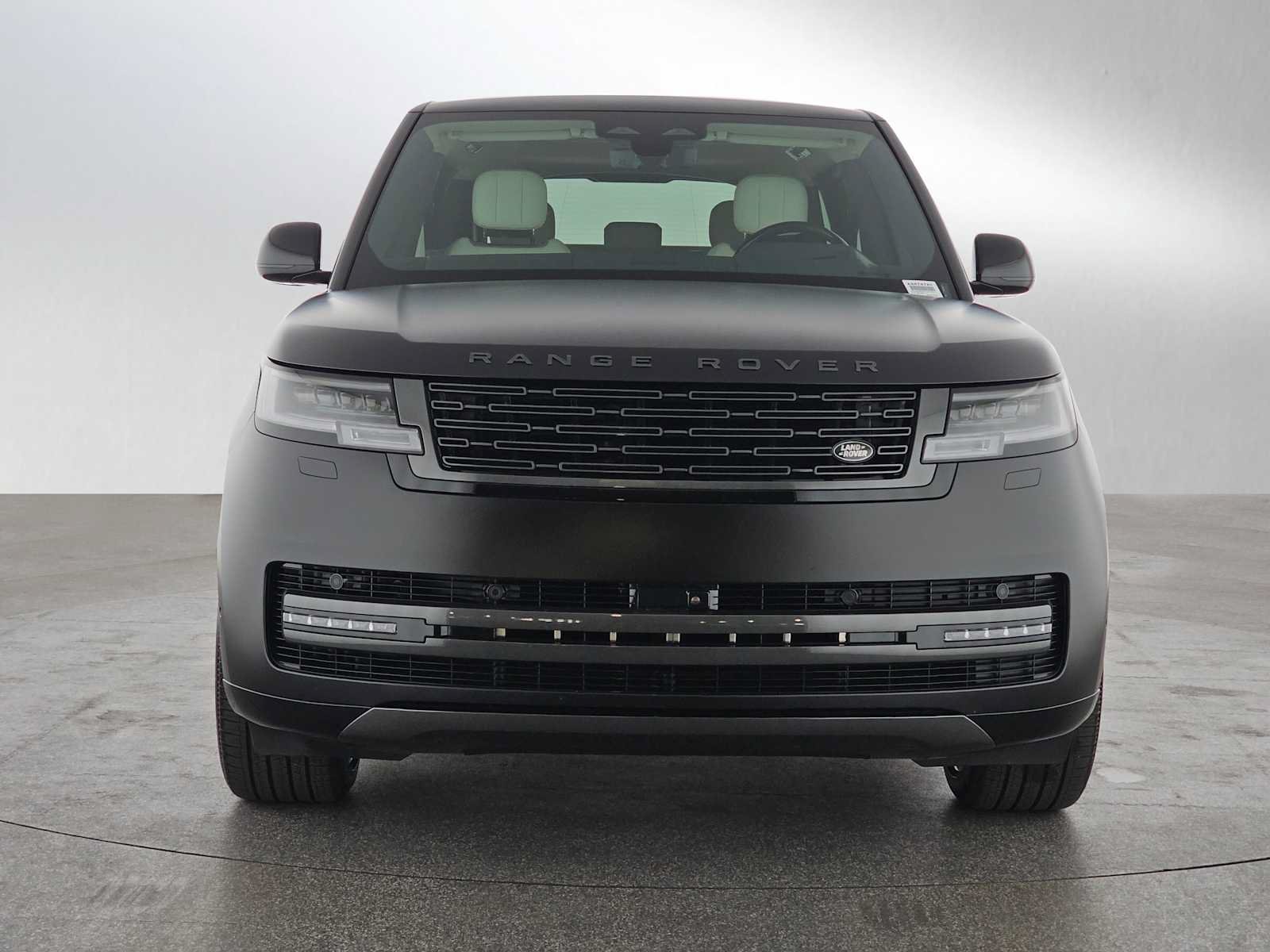 Used 2026 Land Rover Range Rover SE AWD/4WD image 8
