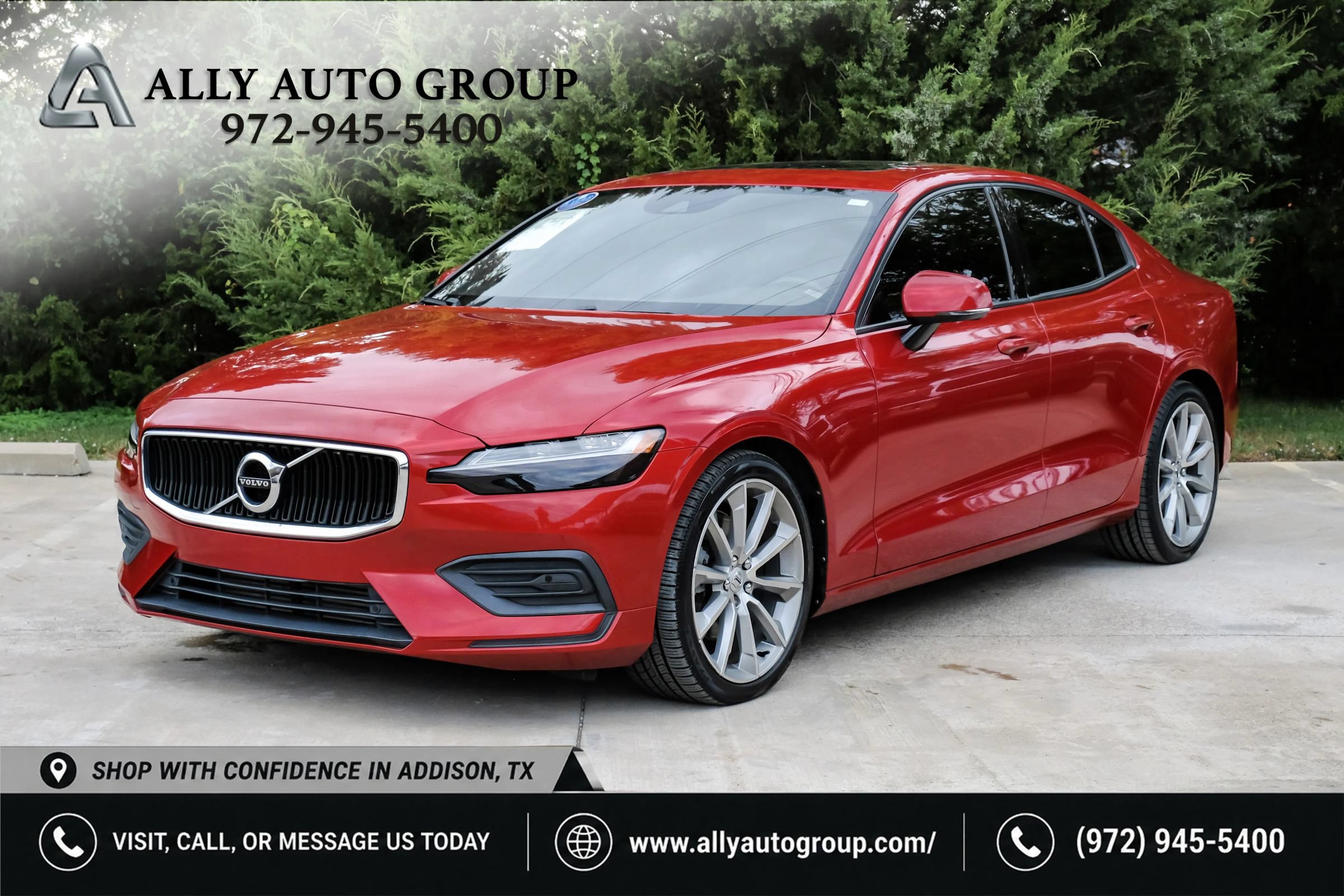 Used 2020 Volvo S60 T5 Momentum FWD image 1