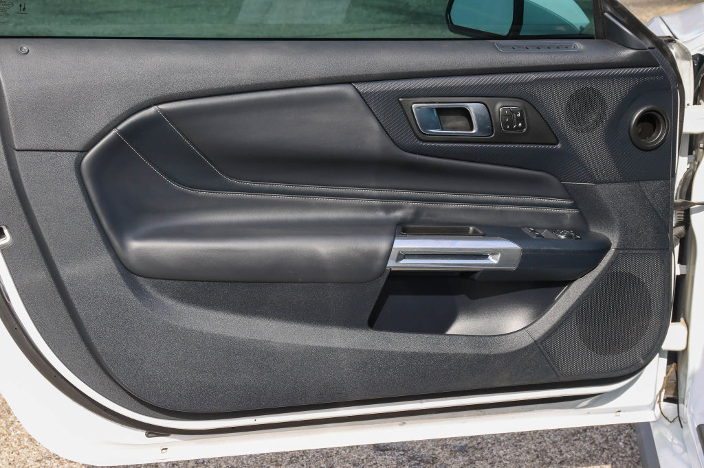Used 2024 Ford Mustang Premium RWD image 9