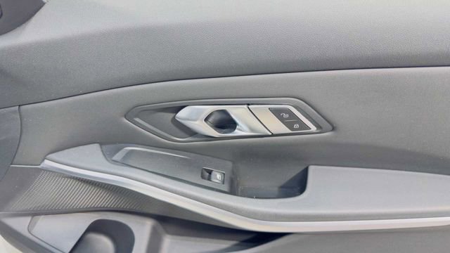 Used 2020 BMW M340i w/ Parking Assistance Package RWD image 14
