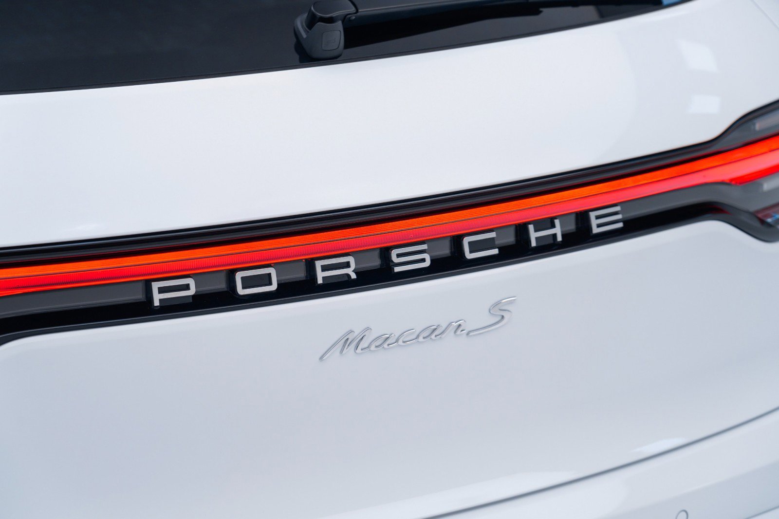 New 2026 Porsche Macan S image 14