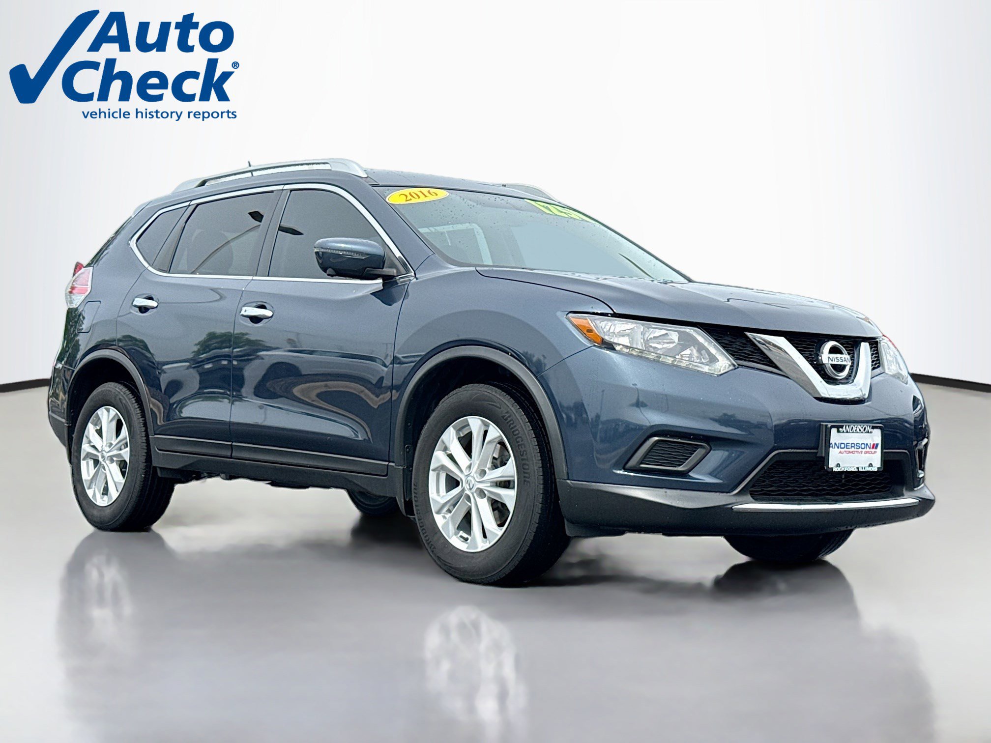 Used 2016 Nissan Rogue SV w/ SV Premium Package