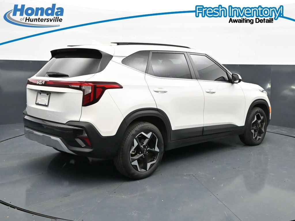 Used 2025 Kia Seltos EX FWD image 10
