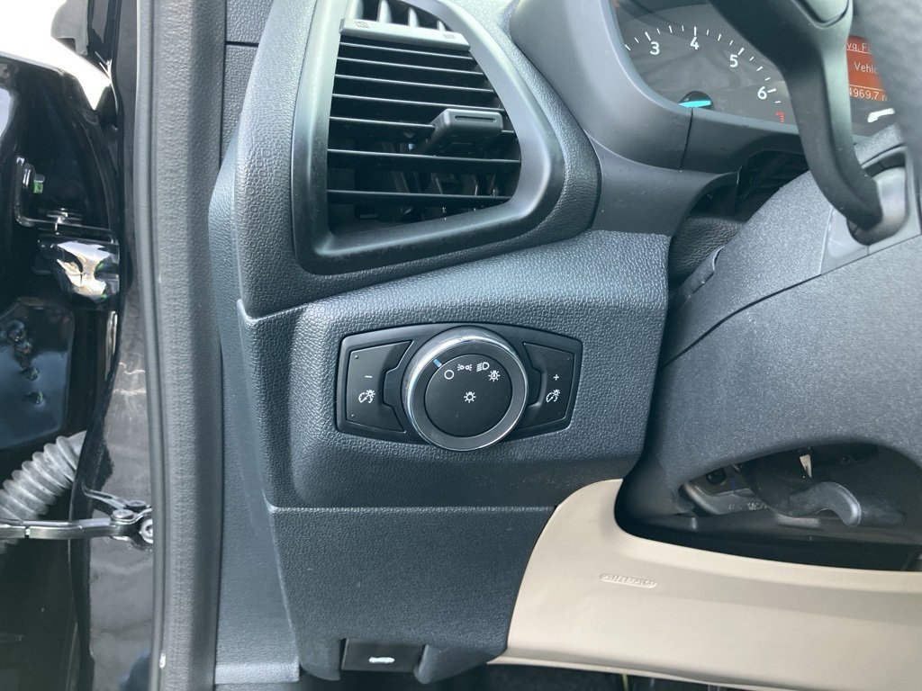 Used 2022 Ford EcoSport S image 19