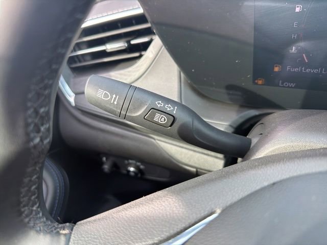 Used 2025 Buick Encore GX Sport Touring image 37