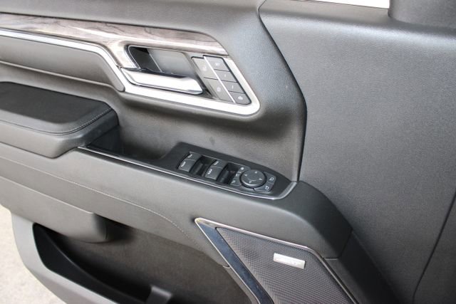 Used 2024 Chevrolet Silverado 2500 LTZ w/ LTZ Plus Package AWD/4WD image 20