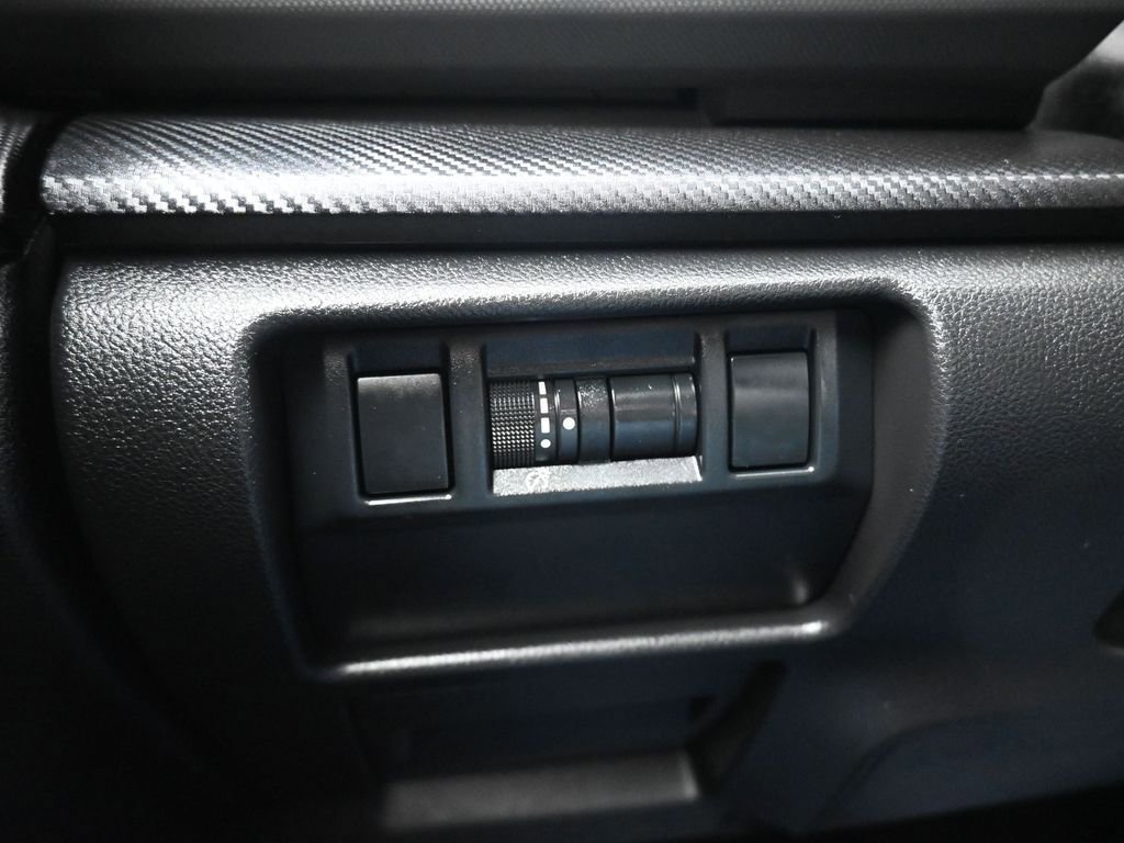 Used 2024 Subaru Crosstrek 2.5i Limited w/ Crosstrek Mirror Package image 25