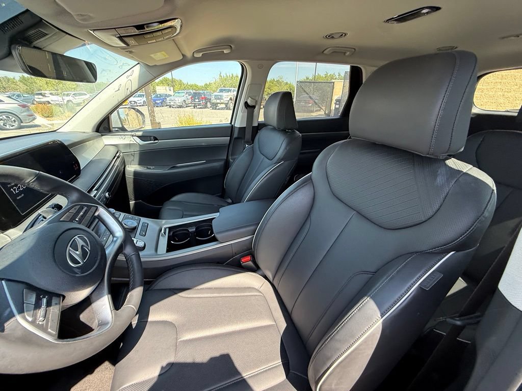 Used 2025 Hyundai Palisade SEL FWD image 8