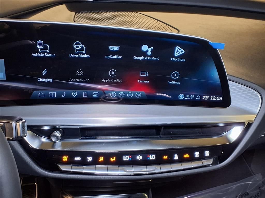 New 2026 Cadillac Lyriq V image 18