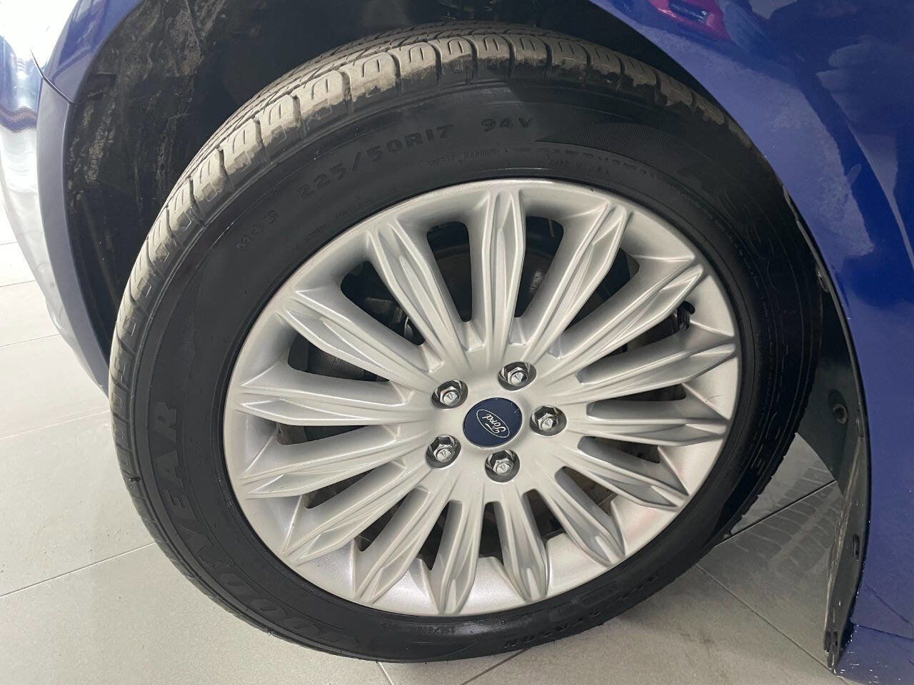 Used 2016 Ford Fusion SE w/ Equipment Group 502A image 10