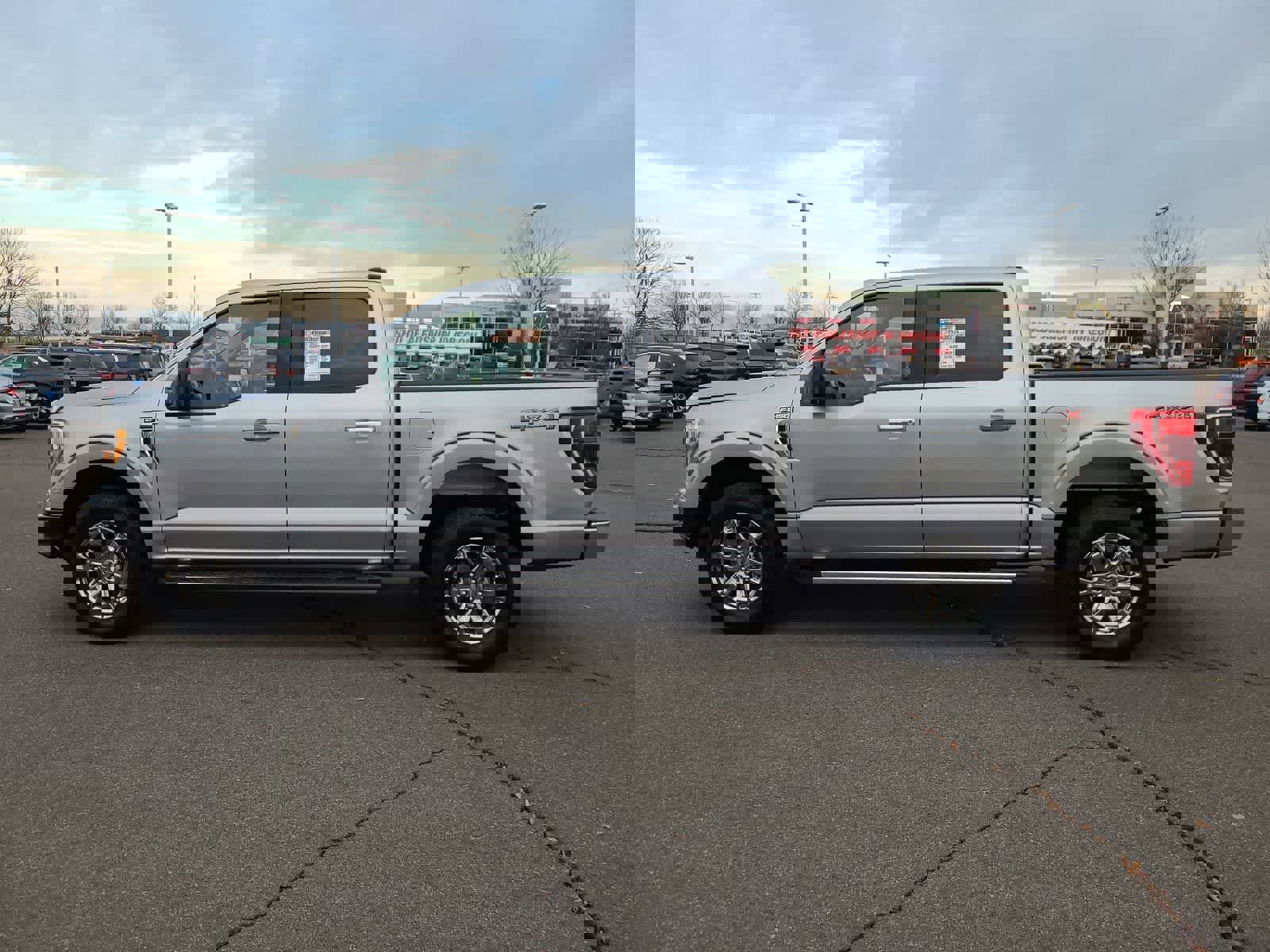 Used 2022 Ford F150 XLT w/ Equipment Group 301A Mid image 11