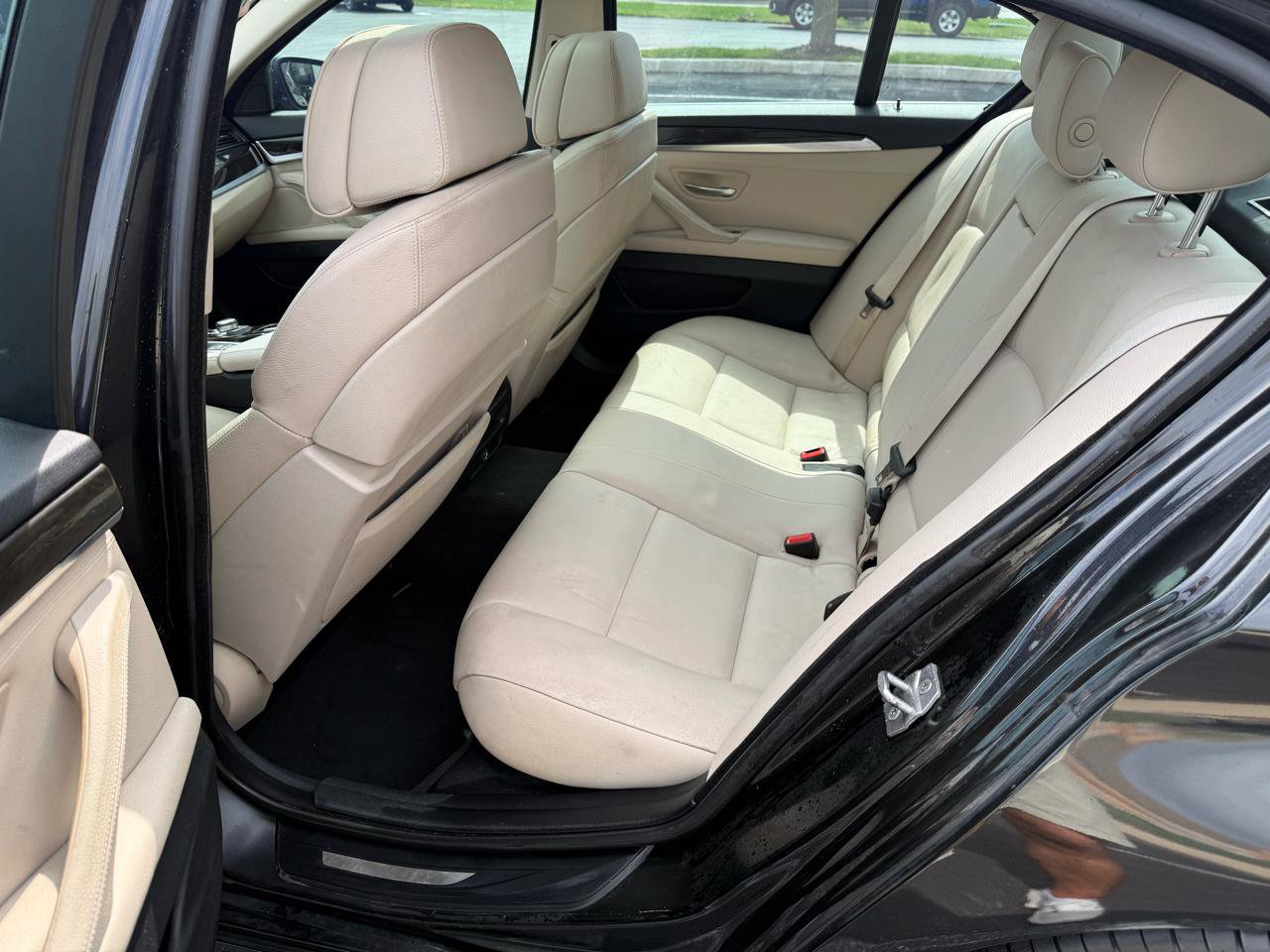 Used 2013 BMW 528i xDrive Sedan AWD/4WD image 25