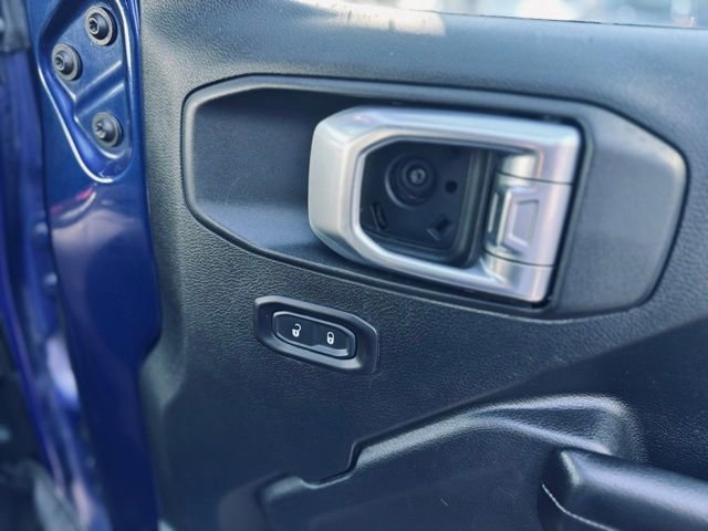 Used 2018 Jeep Wrangler Unlimited Sport S image 14