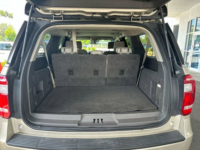 Used 2018 Ford Expedition Max XLT w/ Equipment Group 201A AWD/4WD image 25