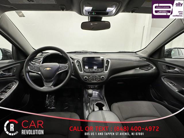 Used 2021 Chevrolet Malibu LT image 14