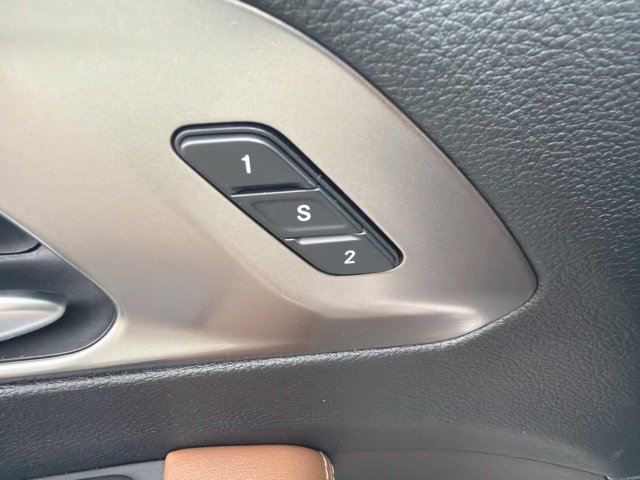 Used 2017 Chrysler Pacifica Limited FWD image 31