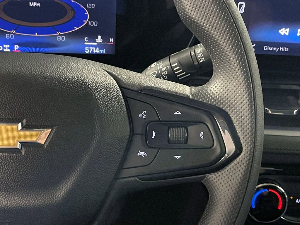 Used 2025 Chevrolet TrailBlazer LT AWD/4WD image 30