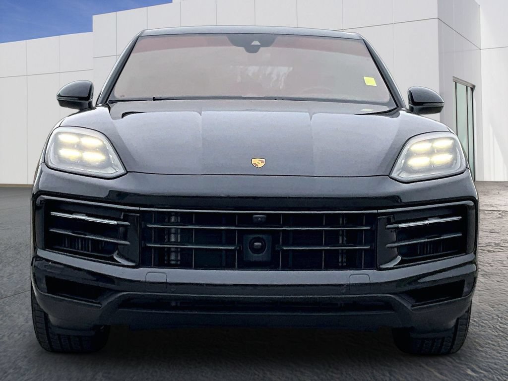 Certified 2024 Porsche Cayenne Coupe AWD/4WD image 10