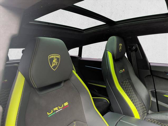 Used 2022 Lamborghini Urus AWD/4WD image 22